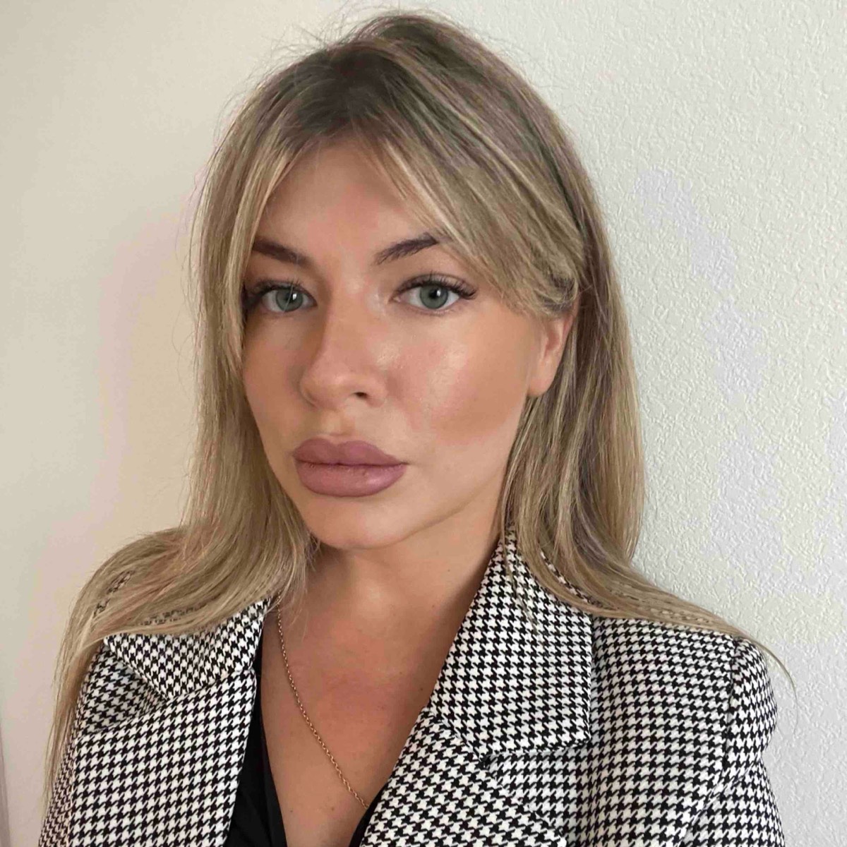 Алина Власюк | Сетка — социальная сеть от hh.ru