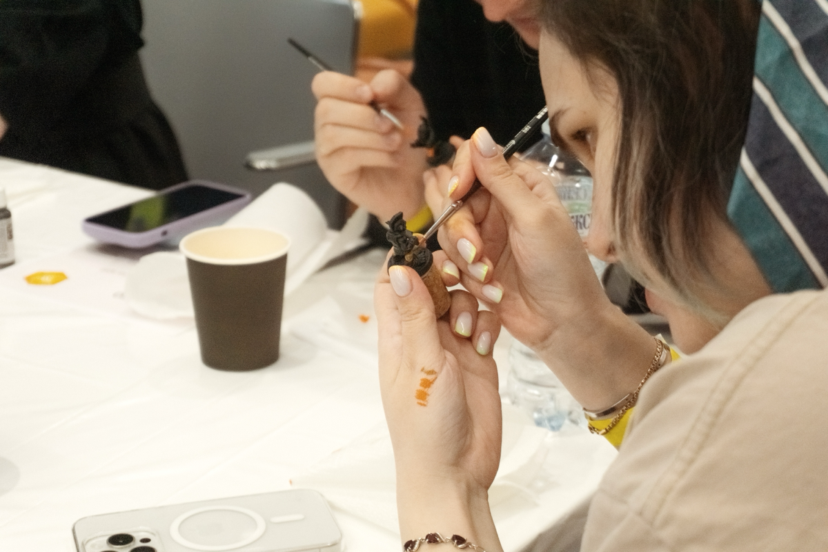 НРИ и Т-Банк | Сетка — социальная сеть от hh.ru