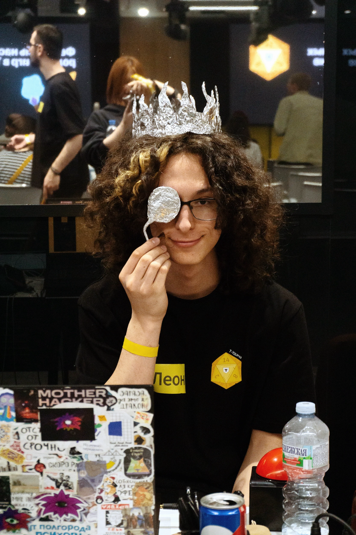 НРИ и Т-Банк | Сетка — социальная сеть от hh.ru