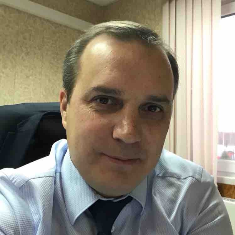 Андрей Молянов