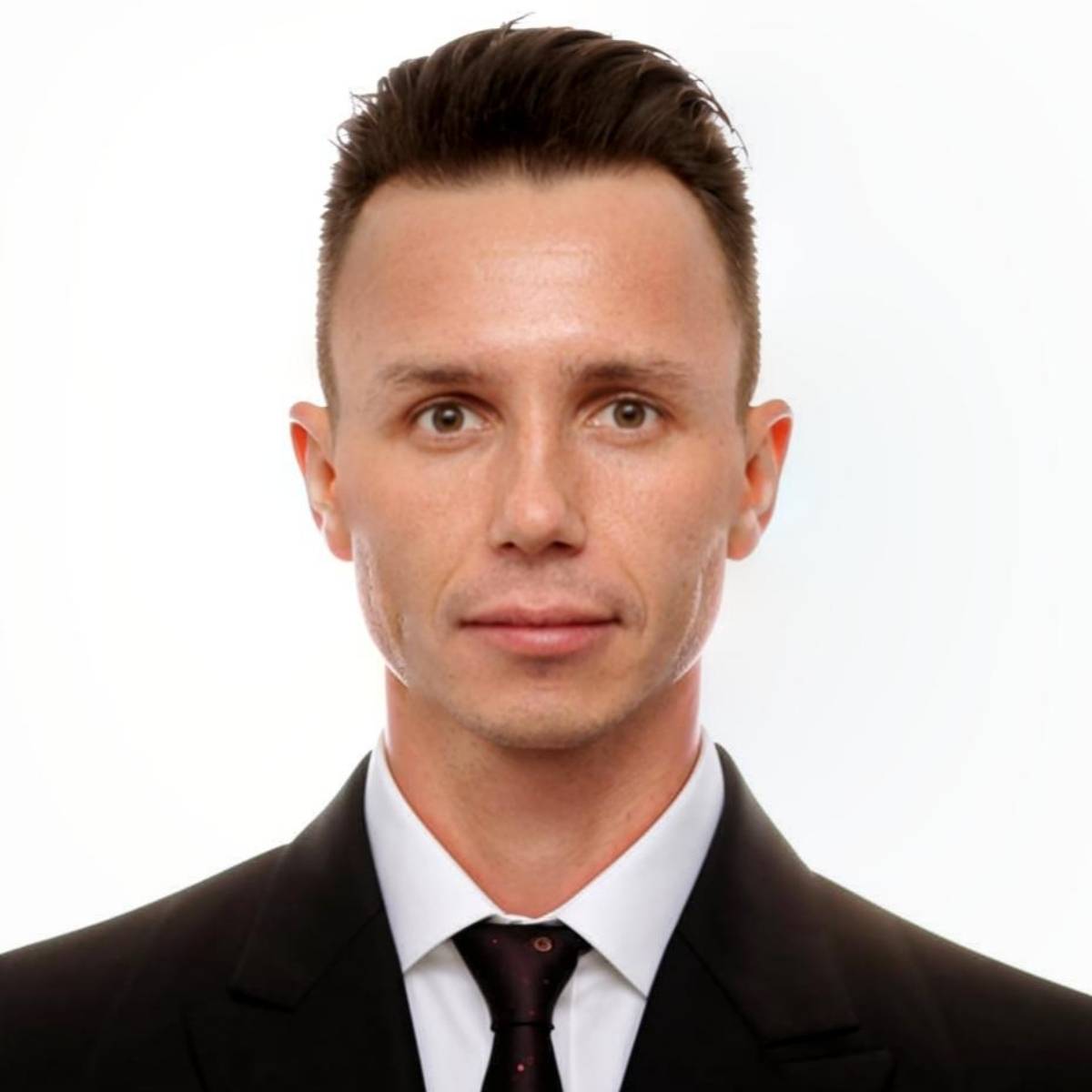 Олег Зуйков | Сетка — социальная сеть от hh.ru