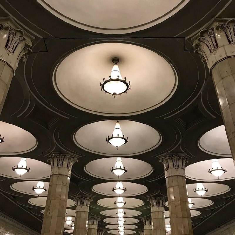Московскому метрополитену исполняется 90 лет, а значит, время вспомнить в том числе и об известных художниках | Сетка — социальная сеть от hh.ru