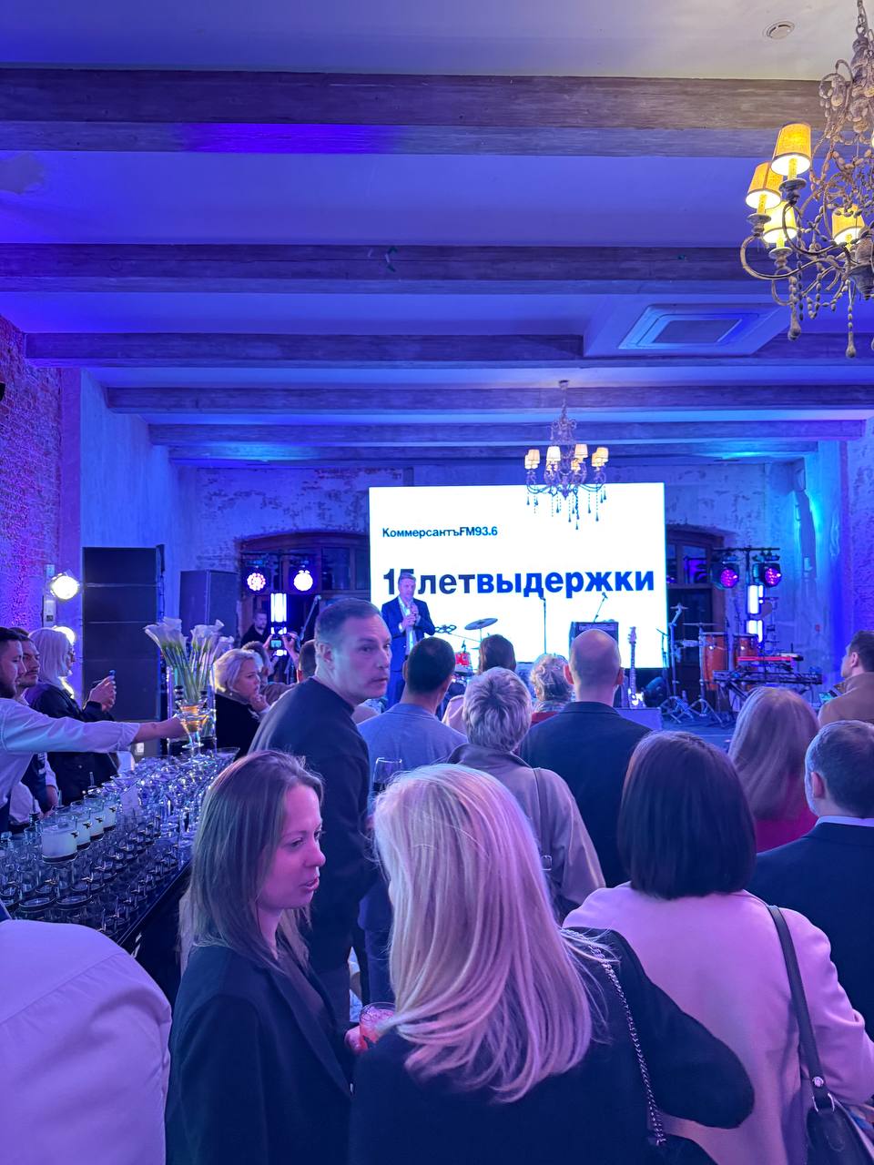 И по поводу корпоративных ивентов вот что я скажу тем, кому это важно услышать: не делайте ничего без яркой идеи, найдите что-то, что будет вас дифференцировать среди бесконечных московских корпоратив... | Сетка — социальная сеть от hh.ru