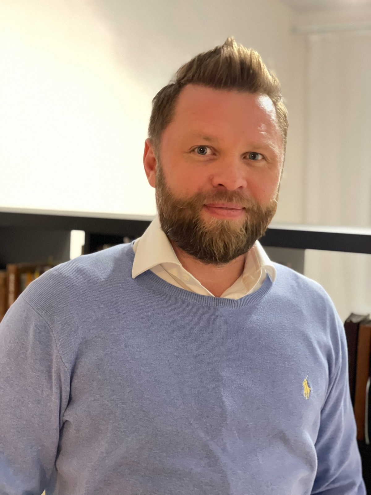 Олег Долгополов