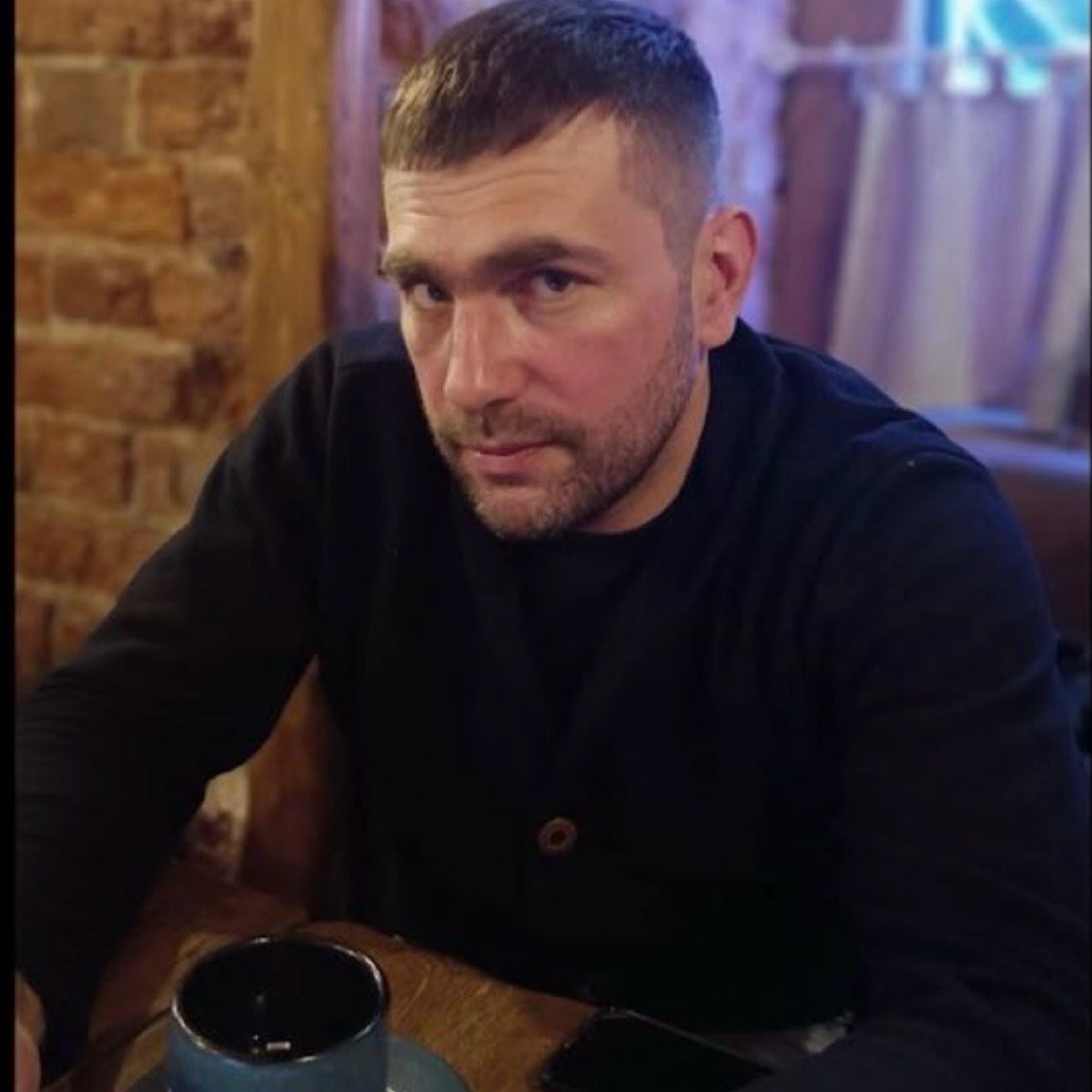 Олег Азизов