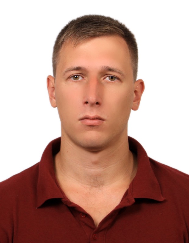 Петр Деревянко