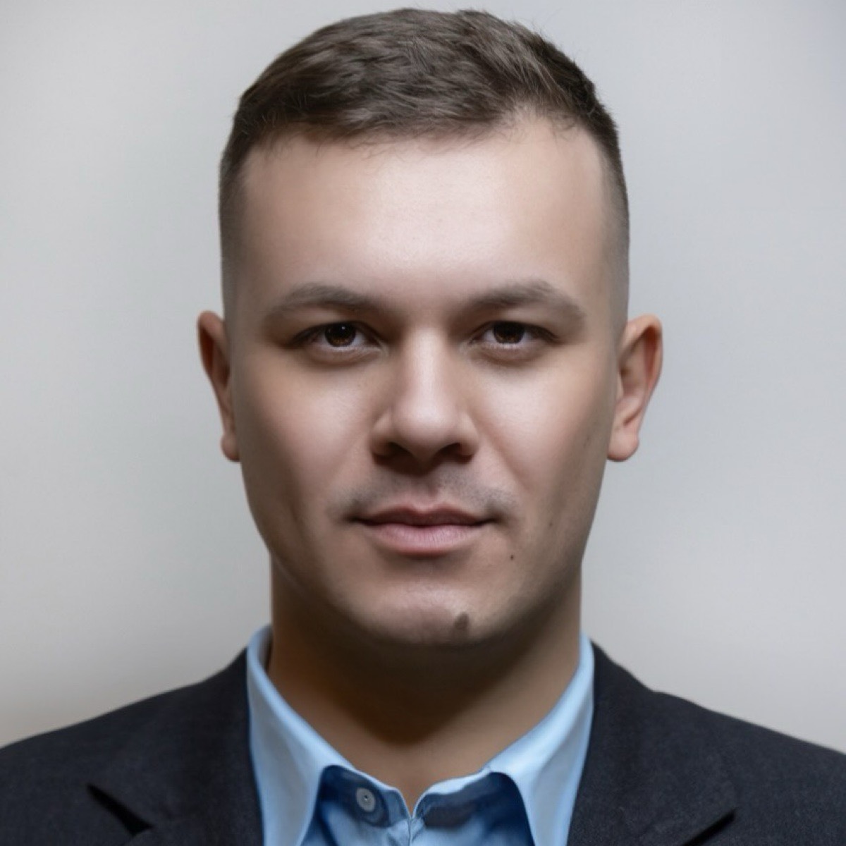 Петр Логинов