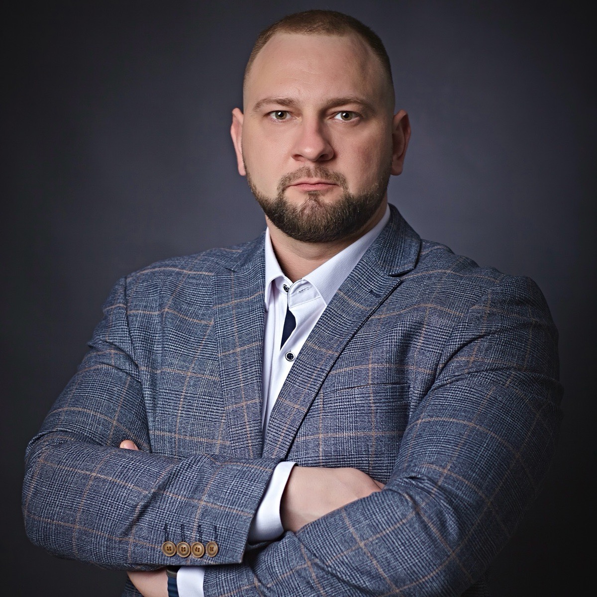 Денис Авдонин