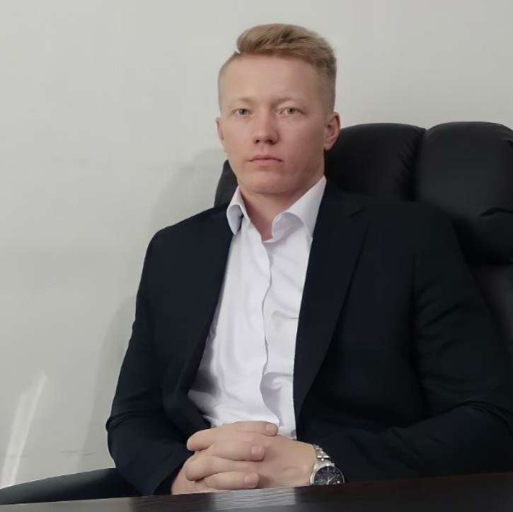 Илья Струментов | Сетка — социальная сеть от hh.ru