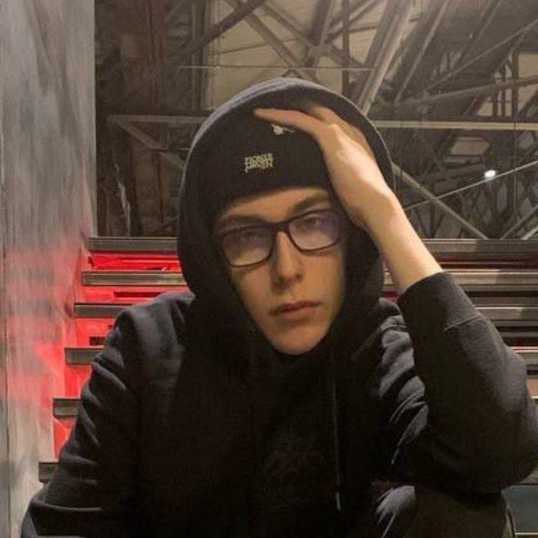 Денис Резинских | Сетка — социальная сеть от hh.ru