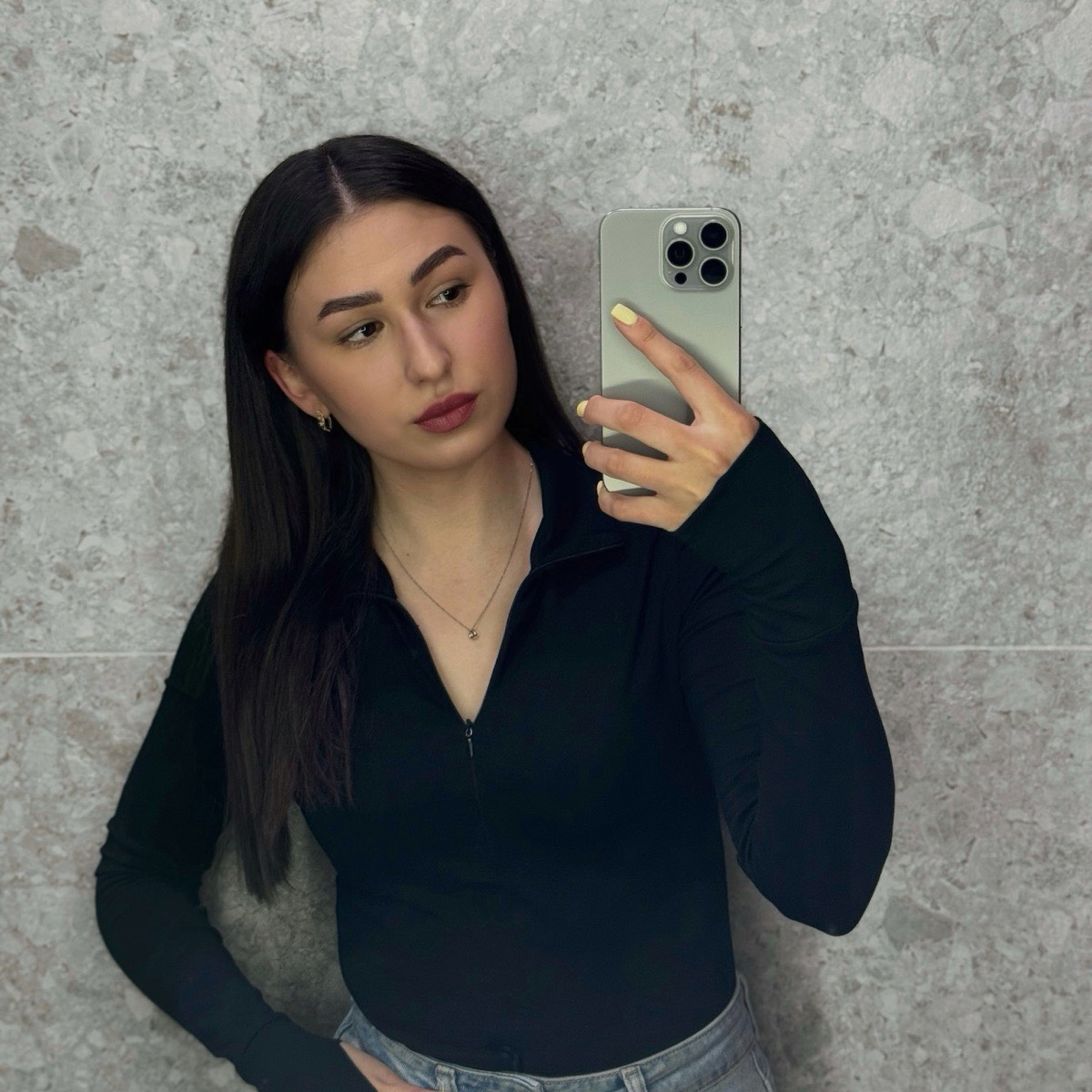 Алина Махамбетова | Сетка — социальная сеть от hh.ru