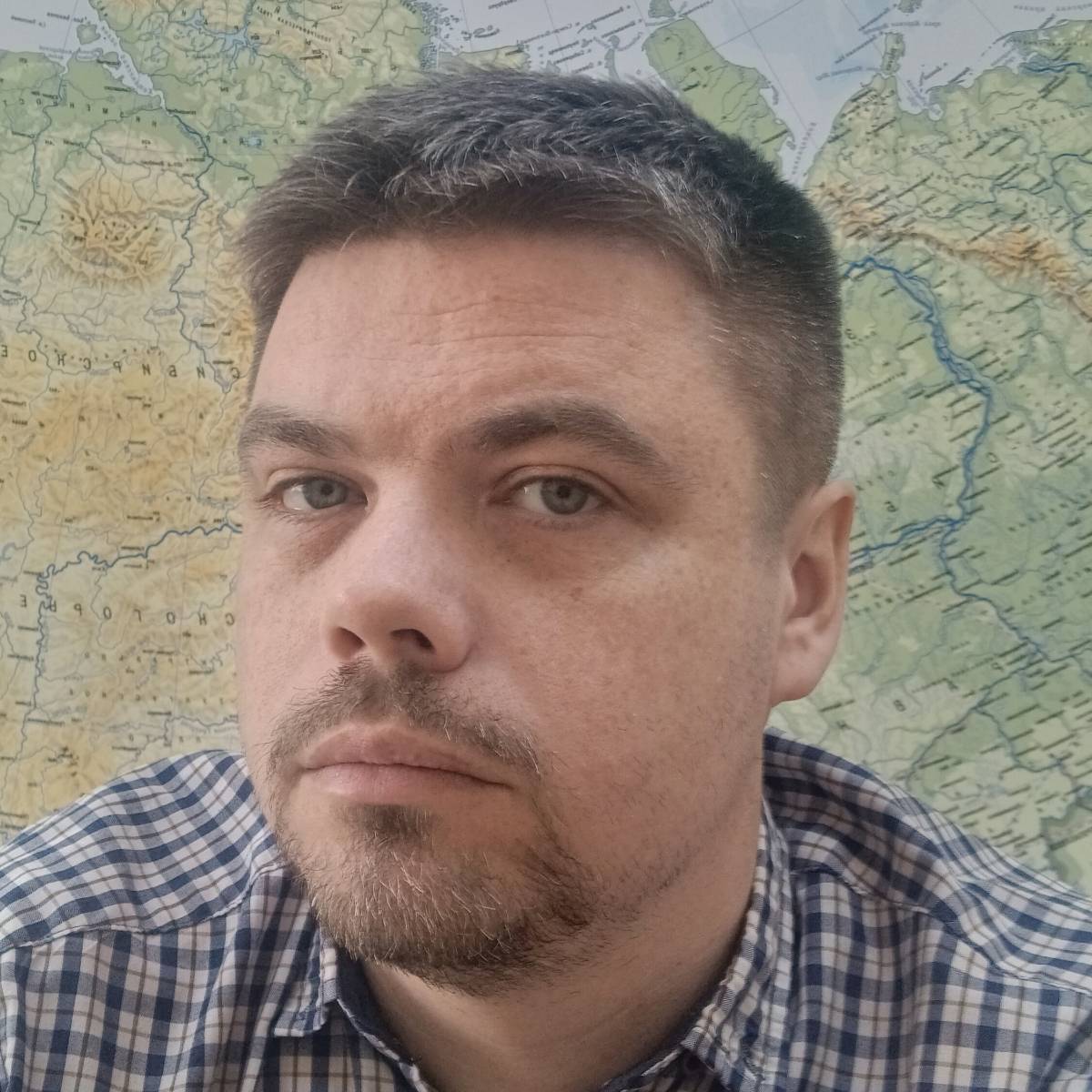Евгений Назаров