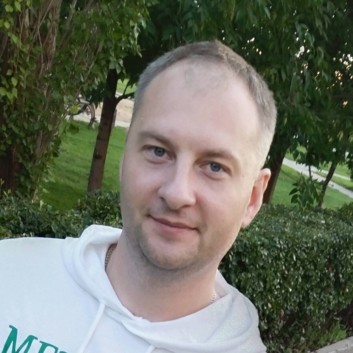 Александр Михарев | Сетка — социальная сеть от hh.ru