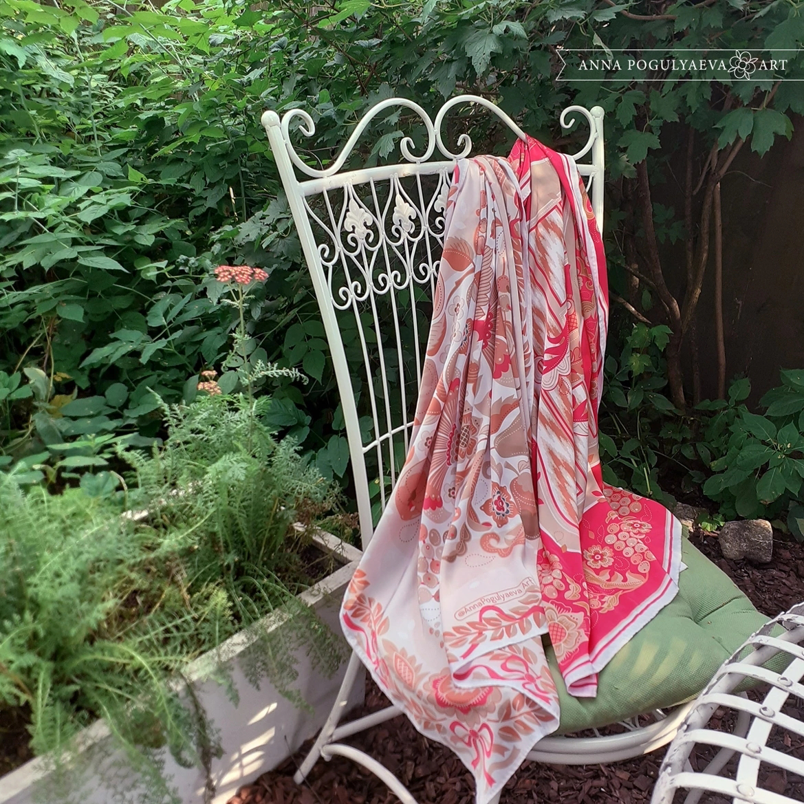 Русский сад. Принт для ткани, вдохновлённый садами Коломны | Сетка — социальная сеть от hh.ru