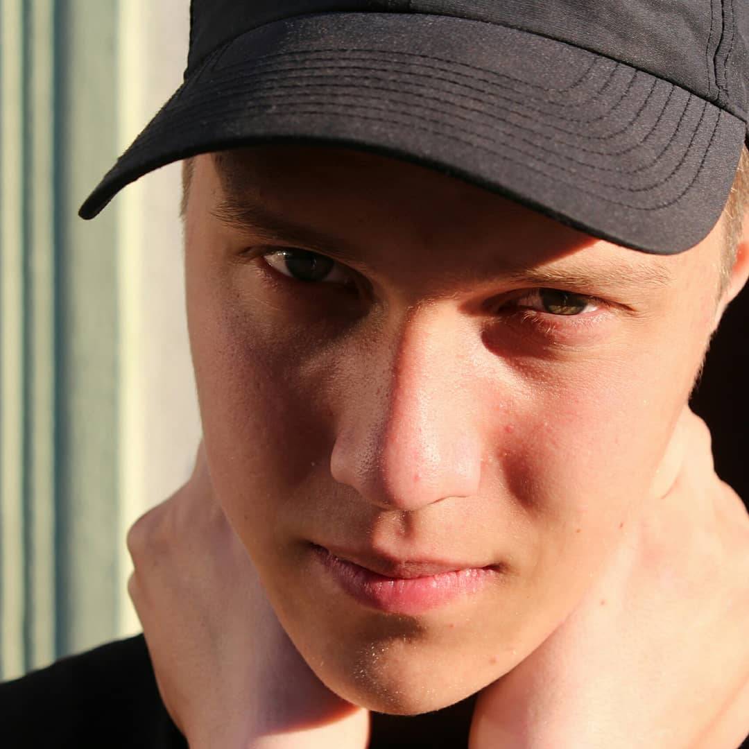 Андрей Егоров
