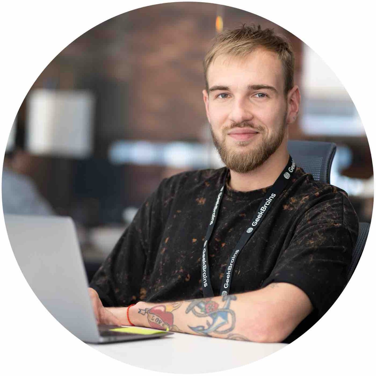 Артём Вакарь