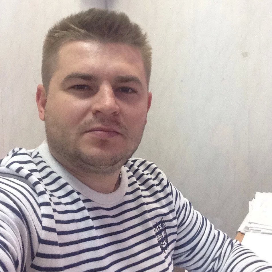 Виталий Сафонов