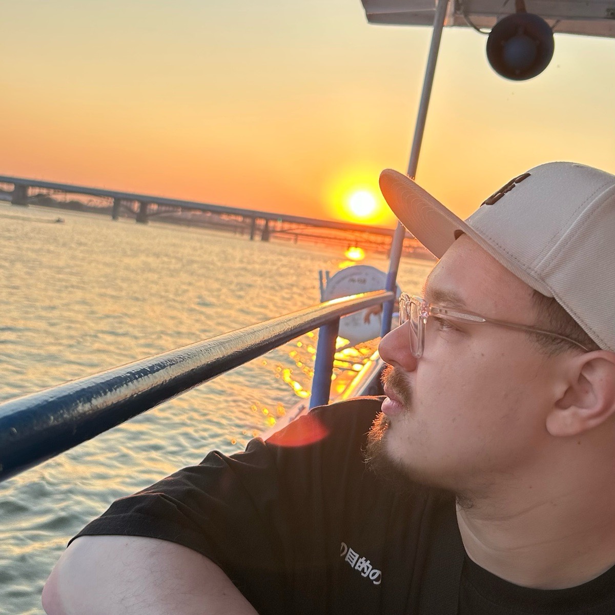 Konstantin Cherepanov | Сетка — социальная сеть от hh.ru