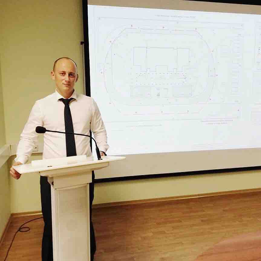 Олег Шилов | Сетка — социальная сеть от hh.ru