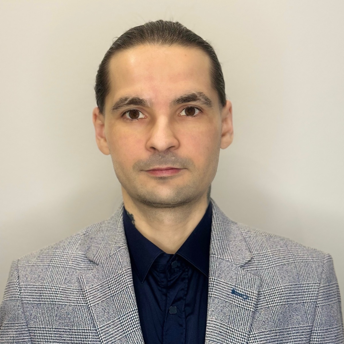 Александр Романов