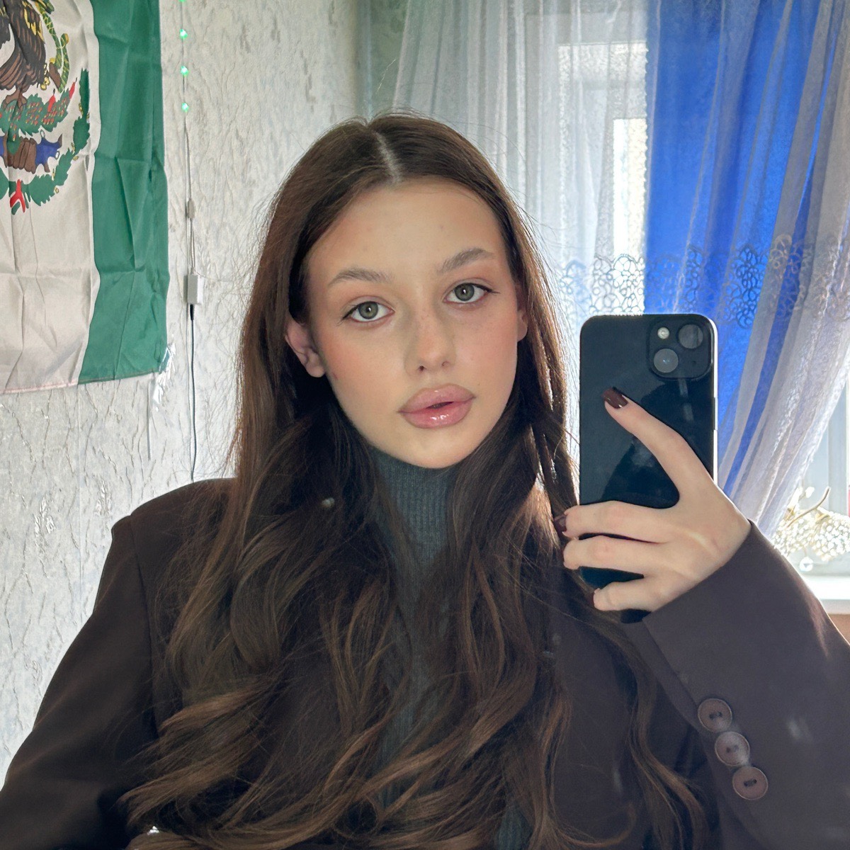 Полина Величко