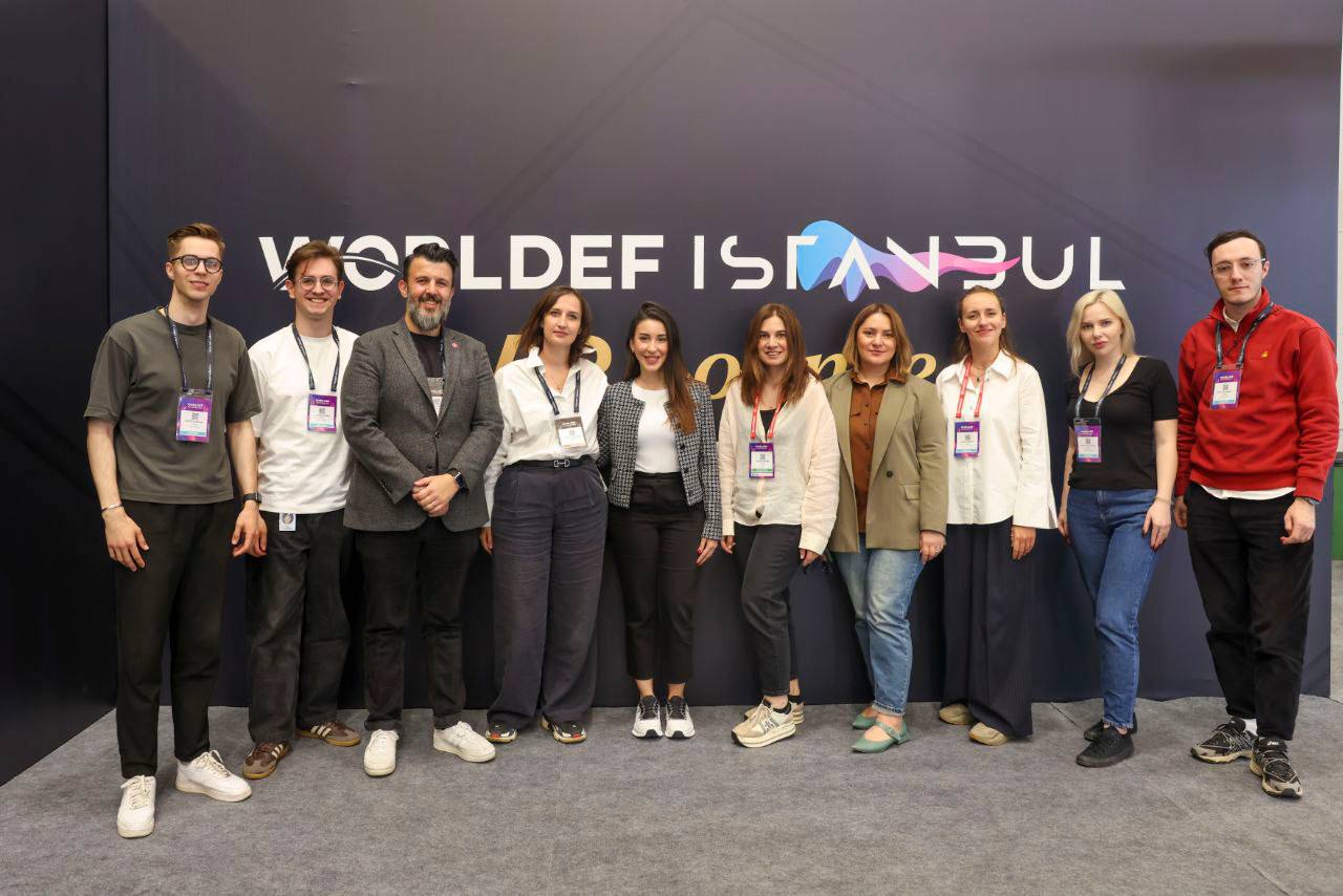 Мы запустили Yandex Türkiye Merchants — личный кабинет для турецких продавцов 🎉
В Стамбуле на крупной международной еком конфе Wolrdef объявили о запуске личного кабинета для интернет-магазинов (это B... | Сетка — социальная сеть от hh.ru