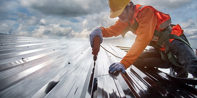 Здравствуйте, Друзья! 🤝 🌼 В преддверии дачного сезона: время обновлений! 
➡️С приближением лета многие домовладельцы и дачники сталкиваются с необходимостью улучшить и отремонтировать свои дома | Сетка — социальная сеть от hh.ru