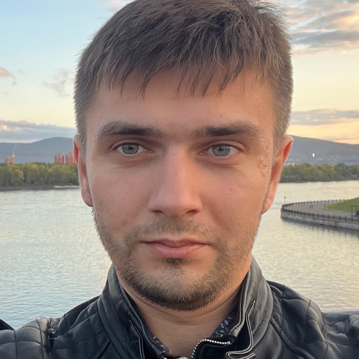 Антон Баранов