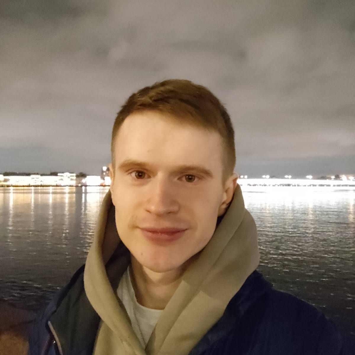 Евгений Петров | Сетка — социальная сеть от hh.ru