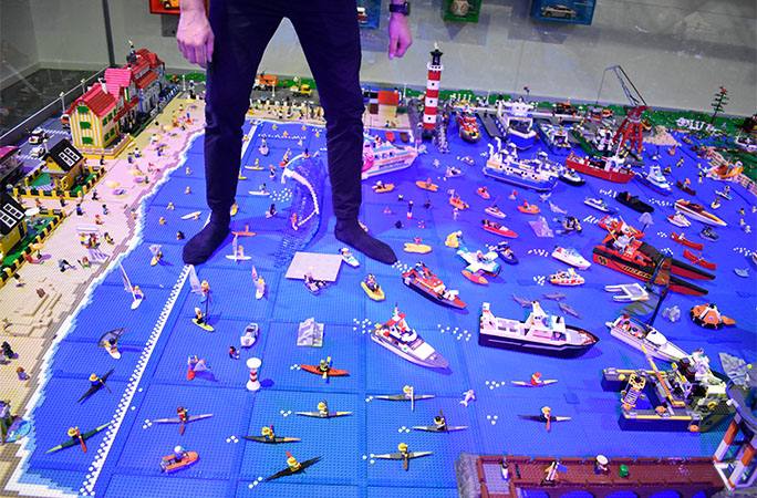 Имба: в Португалии построили самый большую в МИРЕ диораму города из LEGO. Компания, которая сделала это, попала в книгу рекордов Гинесса | Сетка — социальная сеть от hh.ru