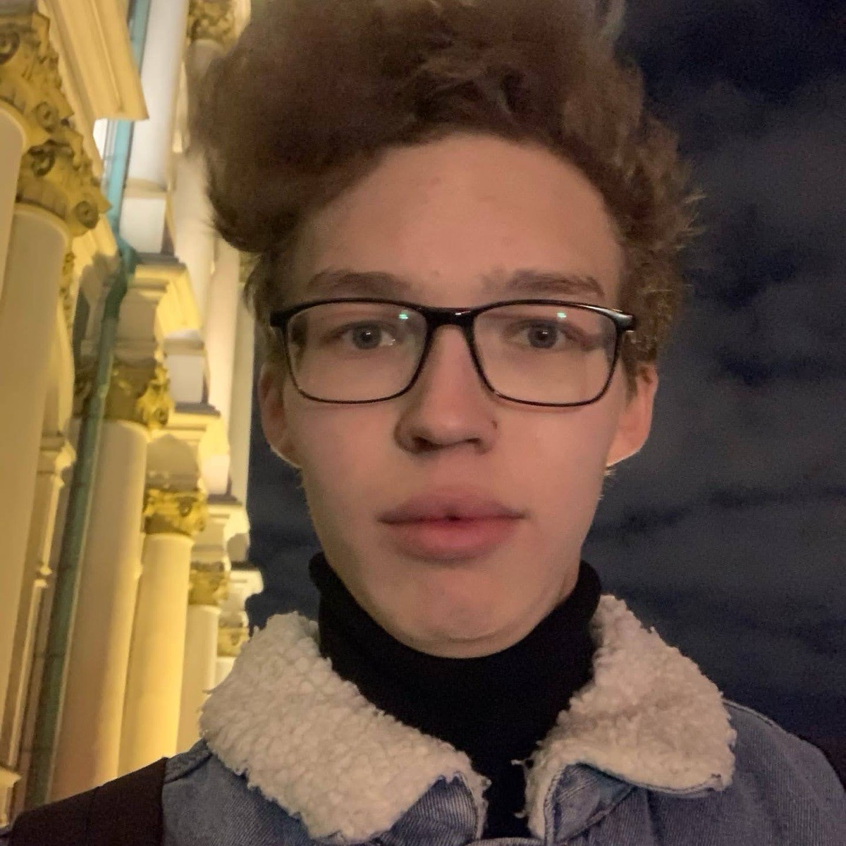 Максим Сильвестров
