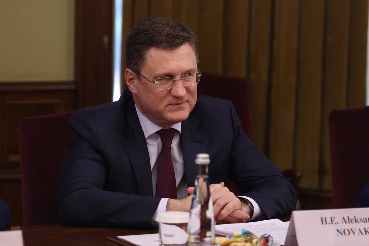🇷🇺🇧🇭Александр Новак встретился с министром нефти и экологии Королевства Бахрейн Мохаммедом бен Мубараком бен Дейной⚡️ Стороны обсудили сотрудничество в рамках сделки ОПЕК+, условия поставок российских... | Сетка — социальная сеть от hh.ru