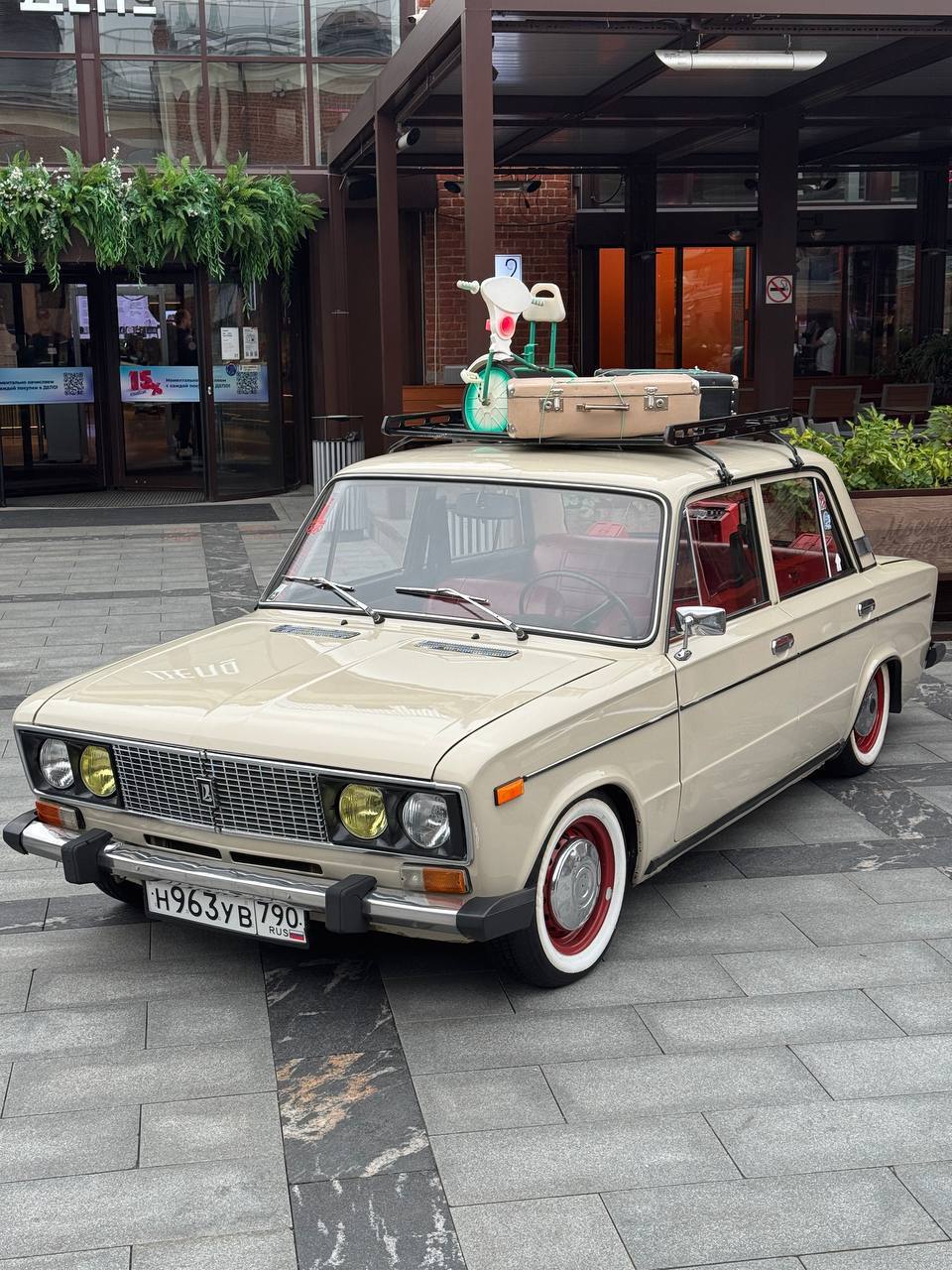 🚘Бесплатная выставка легендарных ретро автомобилей в Депо «Три вокзала»
25 мая
Будут советские и европейские раритеты — уникальные модели, которые не встретишь на улице случайно | Сетка — социальная сеть от hh.ru