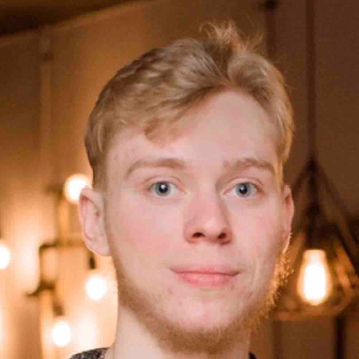 Богдан Фролов | Сетка — социальная сеть от hh.ru