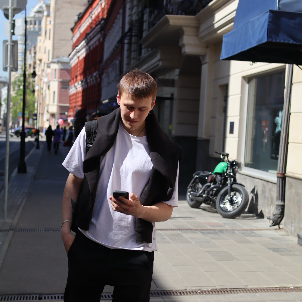 Nik Alexeev | Сетка — социальная сеть от hh.ru