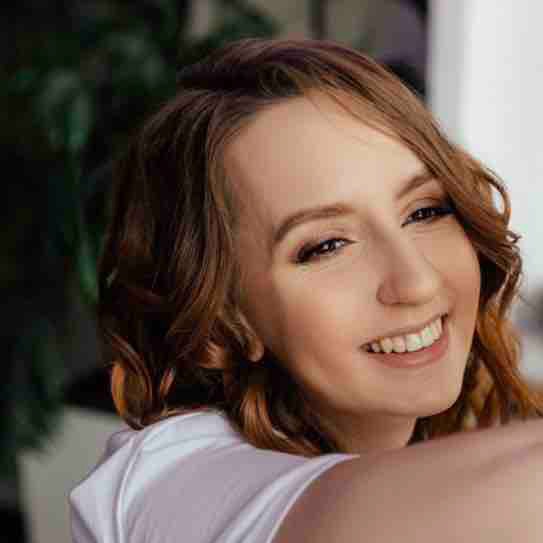 Полина Сбитнева