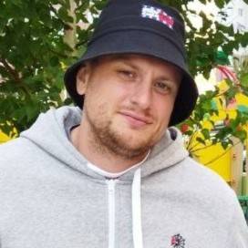 Михаил Иванов