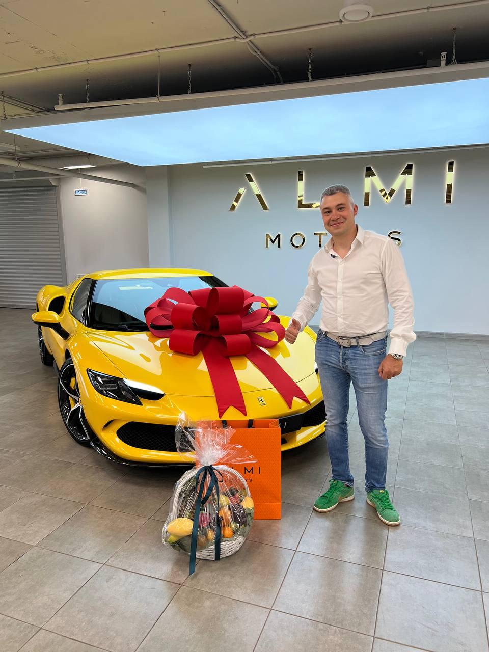 Как крипта помогла пересесть с Ламбы на Феррари 😄
В феврале прошлого года купил Lamborghini Huracan – на 10% от дохода с крипты. Просто для удовольствия.
Покатался, порадовался почти целый год | Сетка — социальная сеть от hh.ru