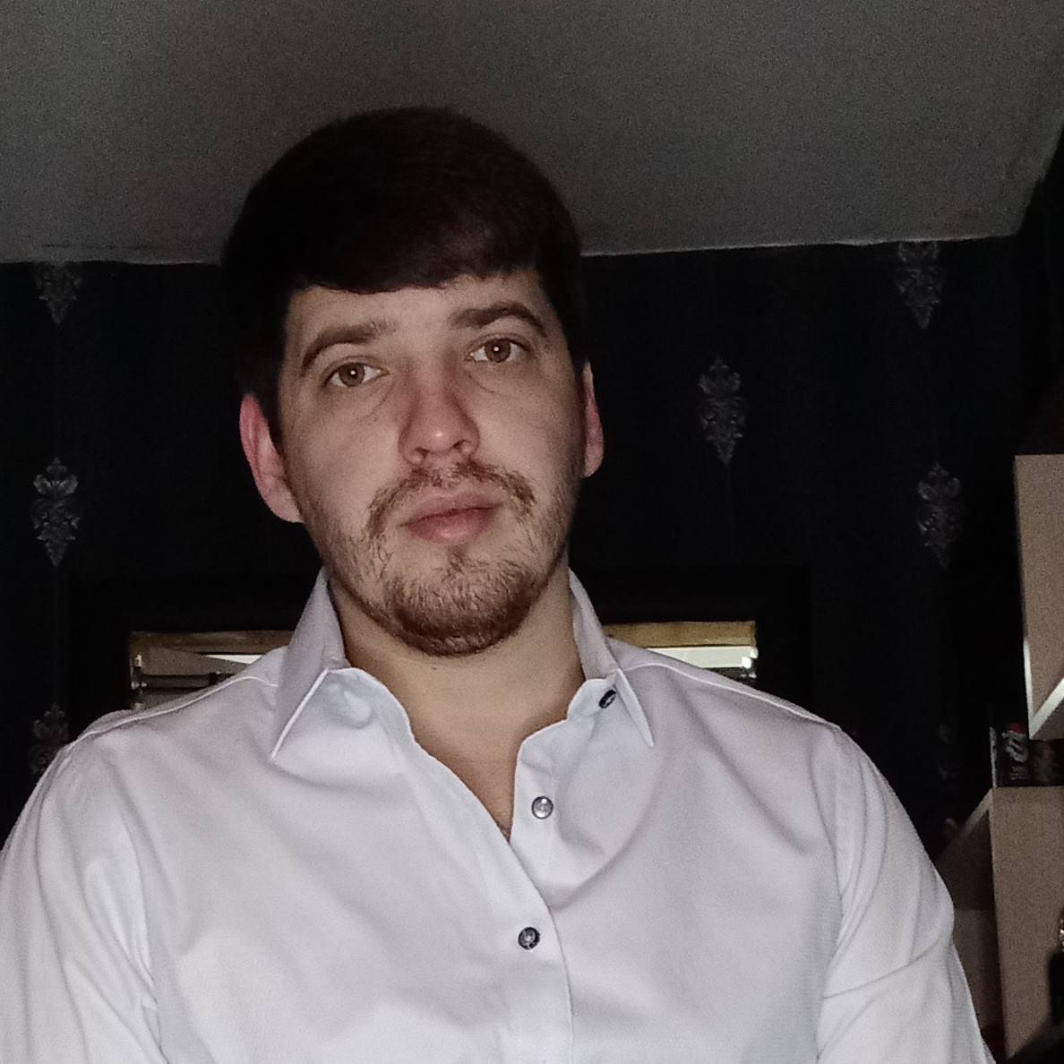 Дмитрий Энютин