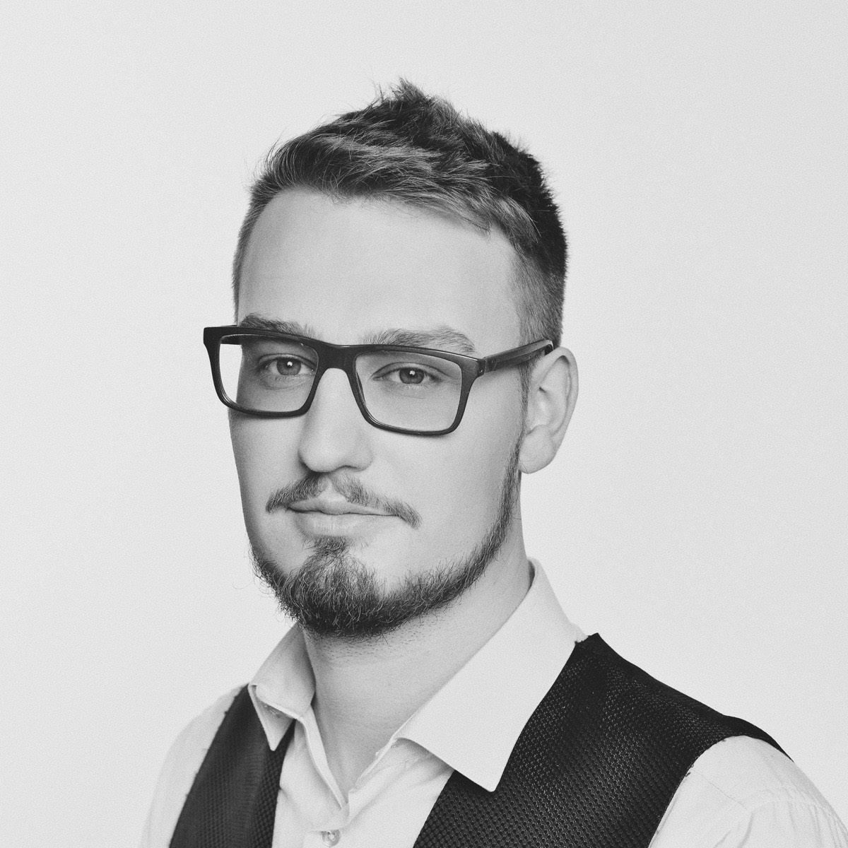 Лев Артамонов | Сетка — социальная сеть от hh.ru