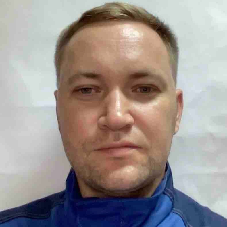 Роман Караваев