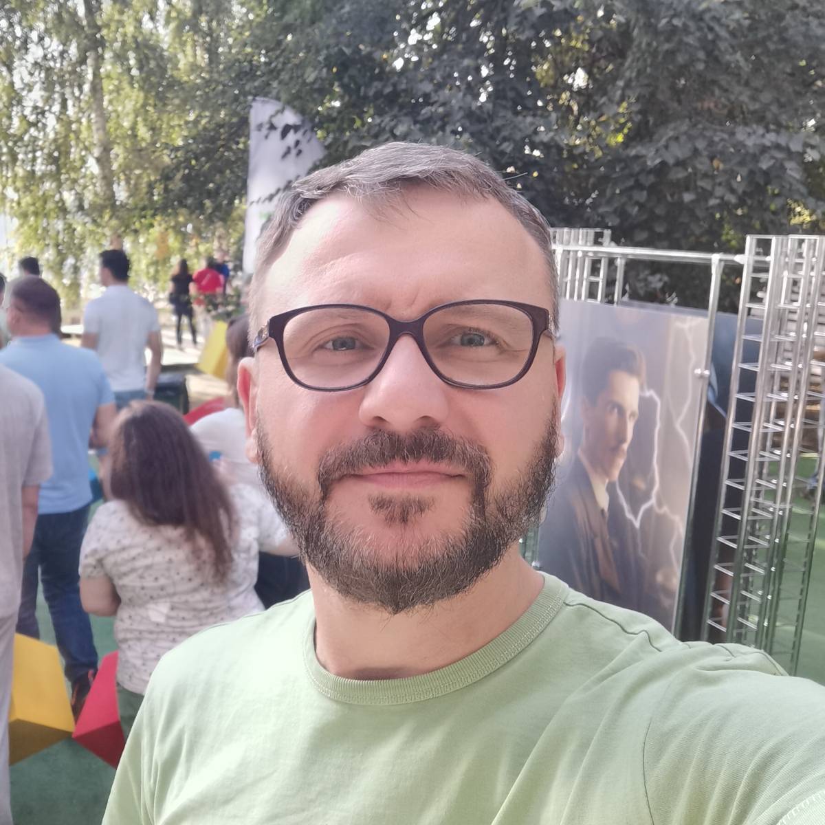 Владислав Сомихин | Сетка — социальная сеть от hh.ru