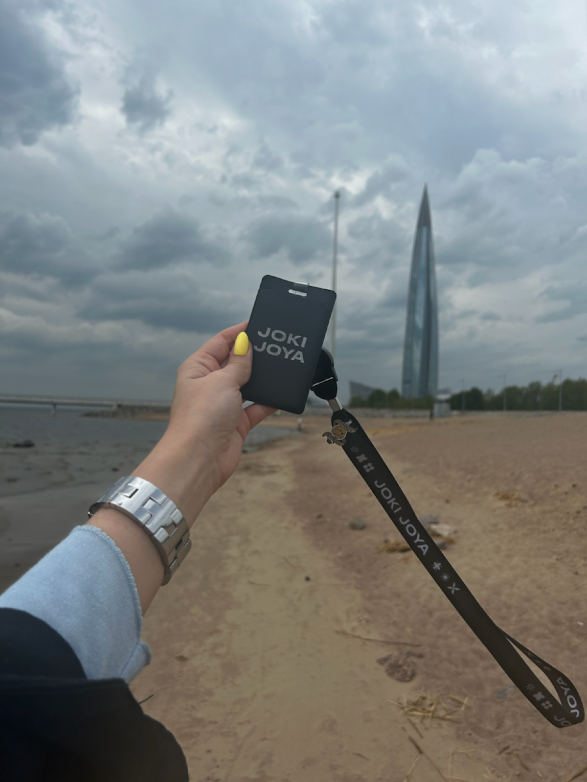 Всех приветствую всех тех, кто недавно присоединился 🫂
Если Вам лень скроллить вниз и смотреть что было раньше, то я немножечко пробегусь о прекрасном | Сетка — социальная сеть от hh.ru