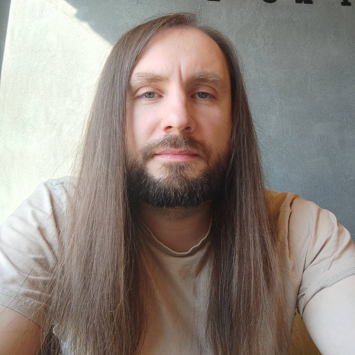 Виктор Васильев | Сетка — социальная сеть от hh.ru