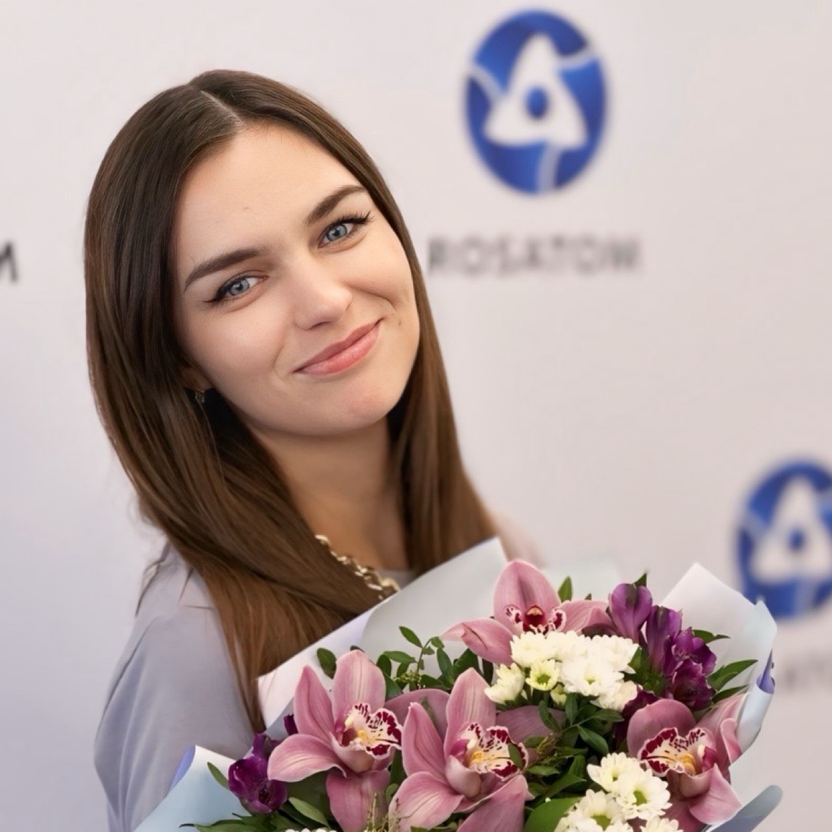 Лариса Лошкарева | Сетка — социальная сеть от hh.ru