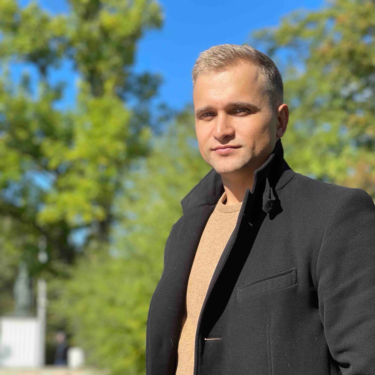Александр Петров