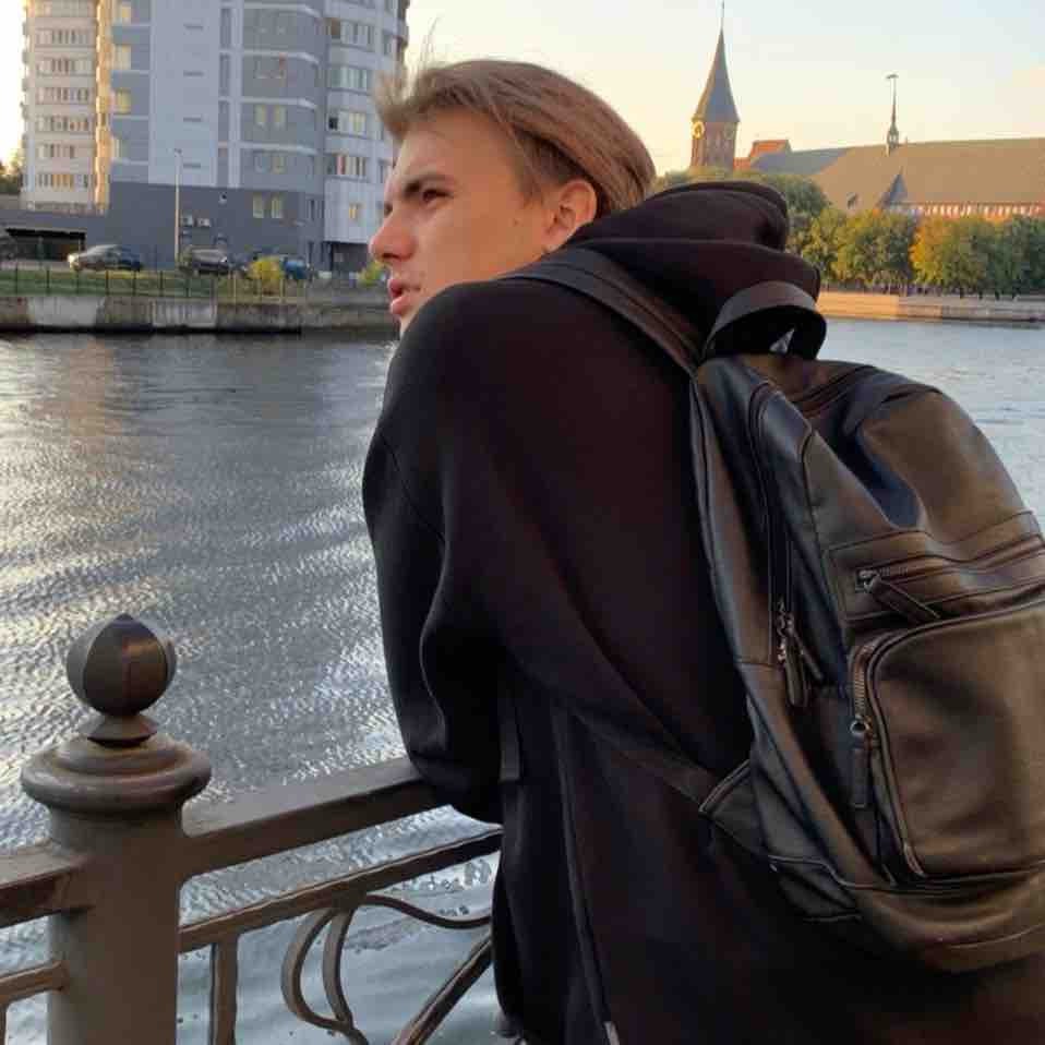 Данил Фесенко