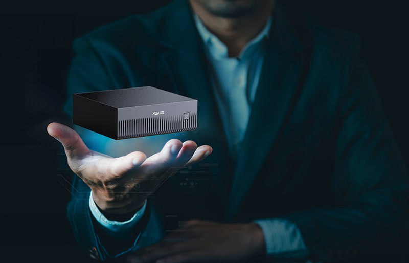 ASUS показала ИИ-компьютеры на чипах NVIDIA Blackwell
ASUS представила настольные системы на базе новой архитектуры NVIDIA Blackwell — компактный ИИ-компьютер Ascent GX10 и рабочую станцию ExpertCente... | Сетка — социальная сеть от hh.ru