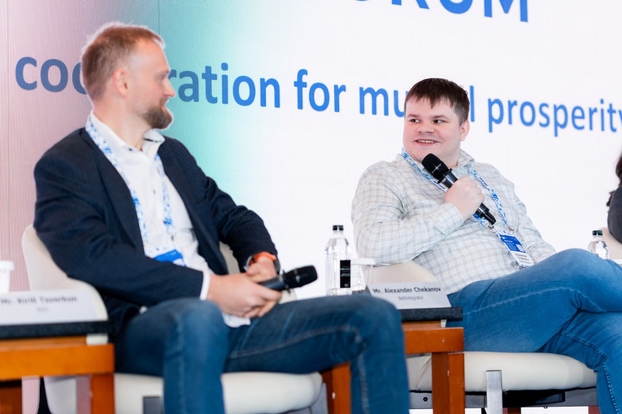 #BellintegratorTeam на форуме Ассоциации центральных депозитариев Евразии 🚀
14 мая ведущий архитектор Bell Integrator Александр Чеканов принял участие в ежегодном форуме АЦДЕ в Москве | Сетка — социальная сеть от hh.ru
