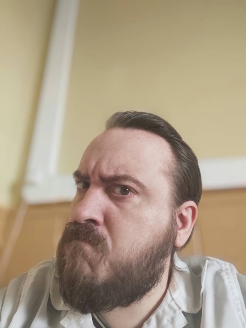 Александр Титов